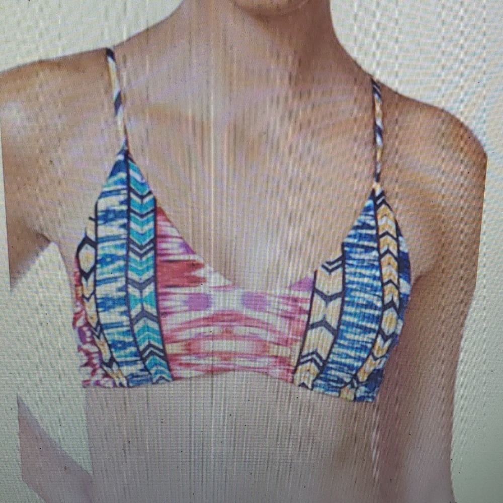 Raisins Around The World Bikini Top New Tribal